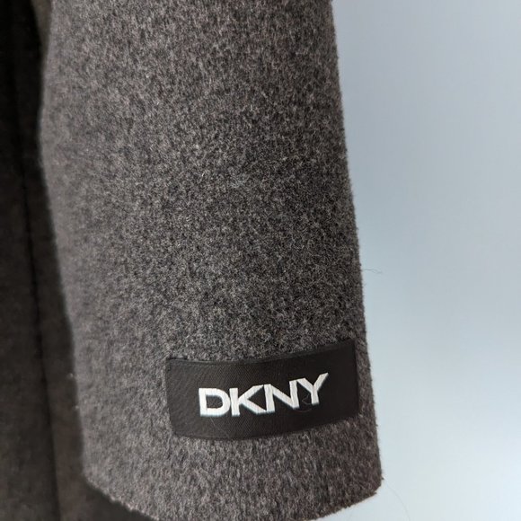 DKNY Women Winter Coat - Size Medium - Picture 3 of 10